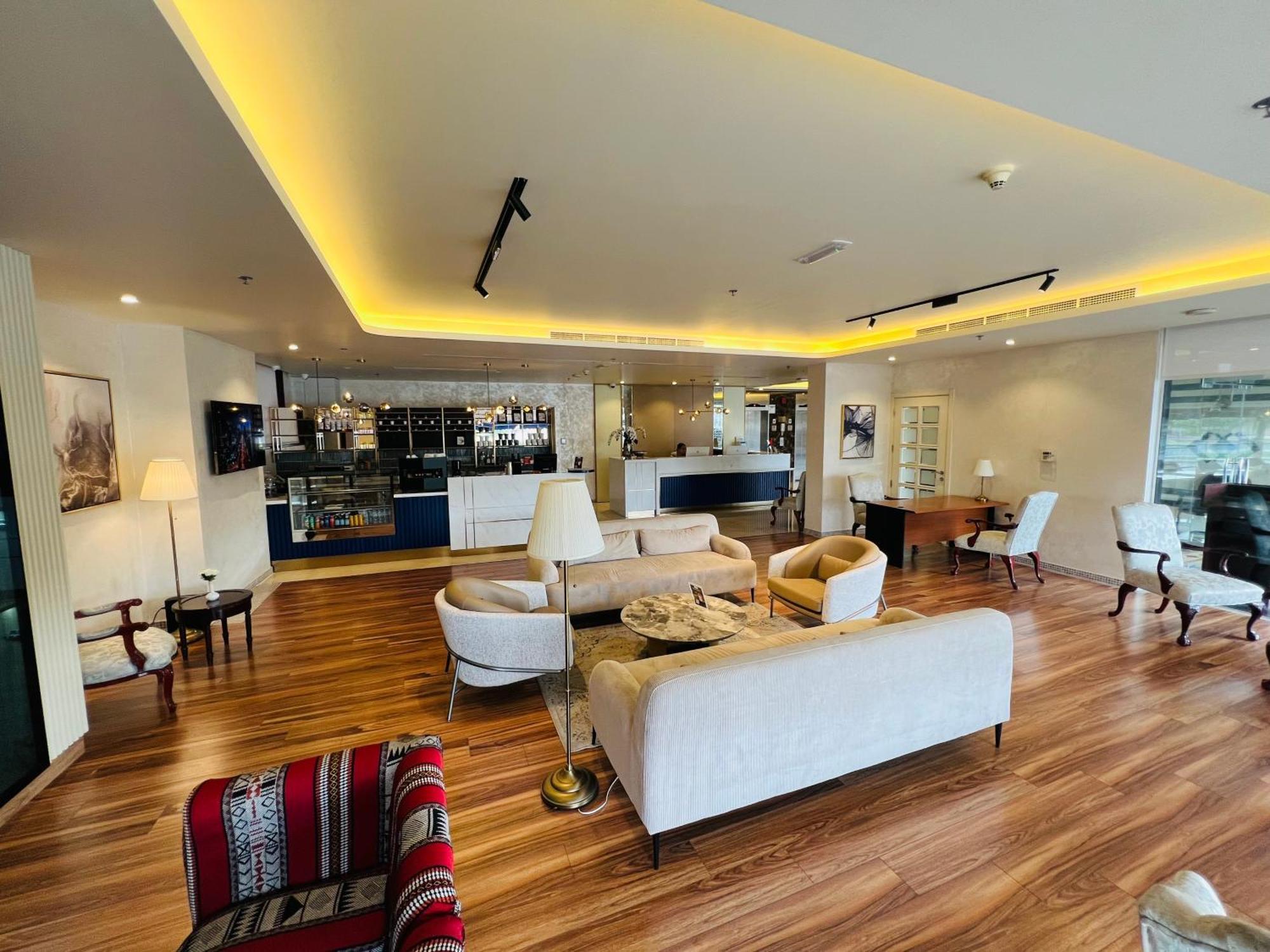 Baity Hotel Apartments Дубай Екстериор снимка